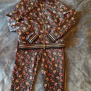 Art class sweat suit